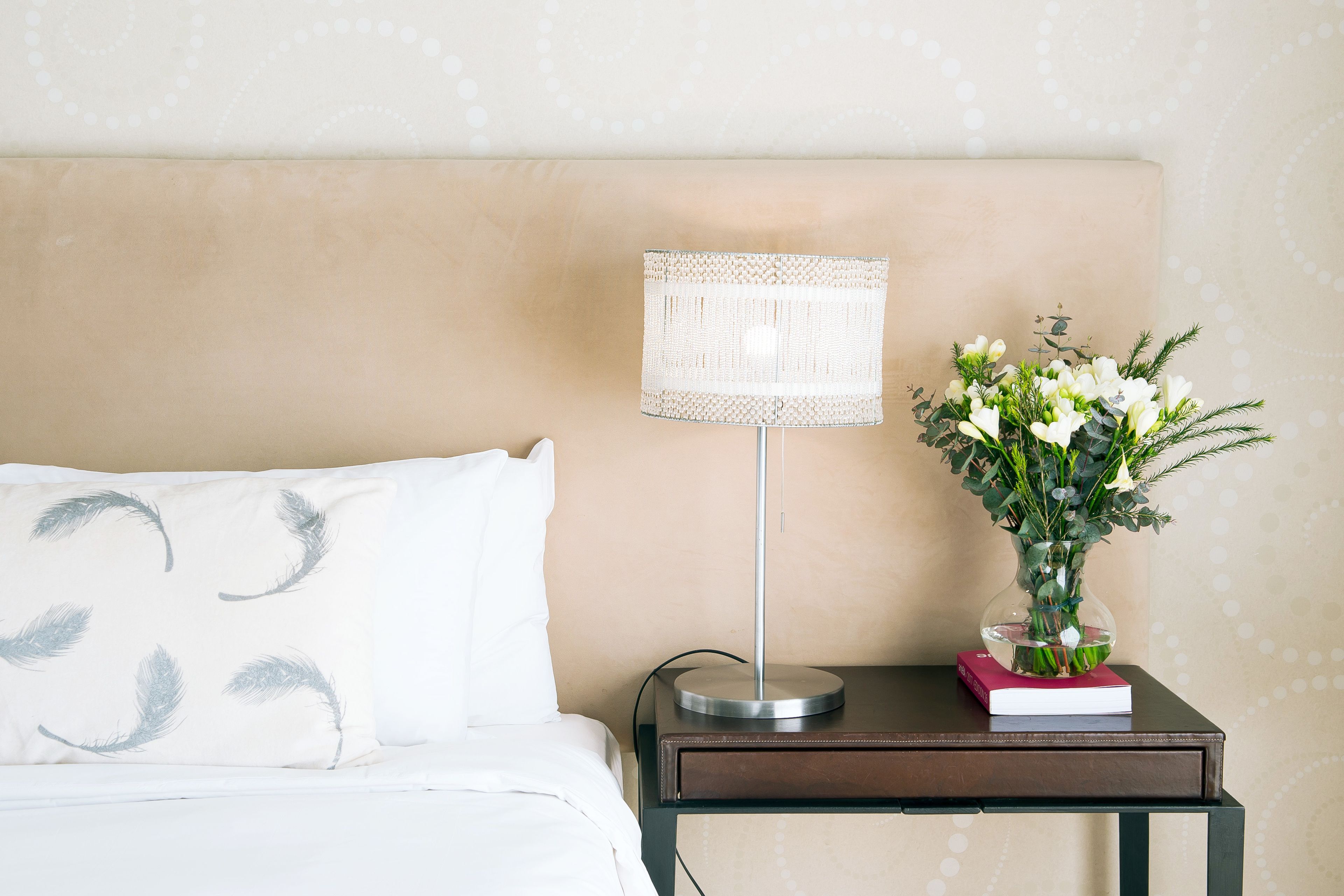 deluxe room | 1 bedroom, premium bedding, down duvets, pillow-top beds