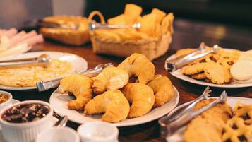 Colazione a buffet inclusa, servita tutte le mattine