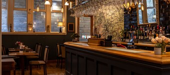 普劳酒店