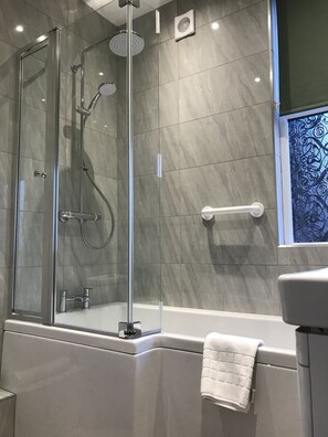 Double Room, Ensuite (B&B) | Bathroom - Bowden Lodge Hotel (Southport)