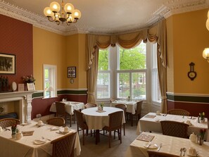 Dining - Bowden Lodge Hotel (Southport)