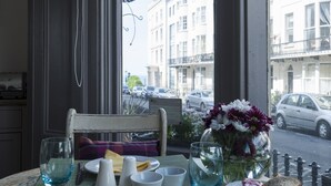 Unclassified image, 4 of 21, button - Brighton Marina House Hotel (Brighton)