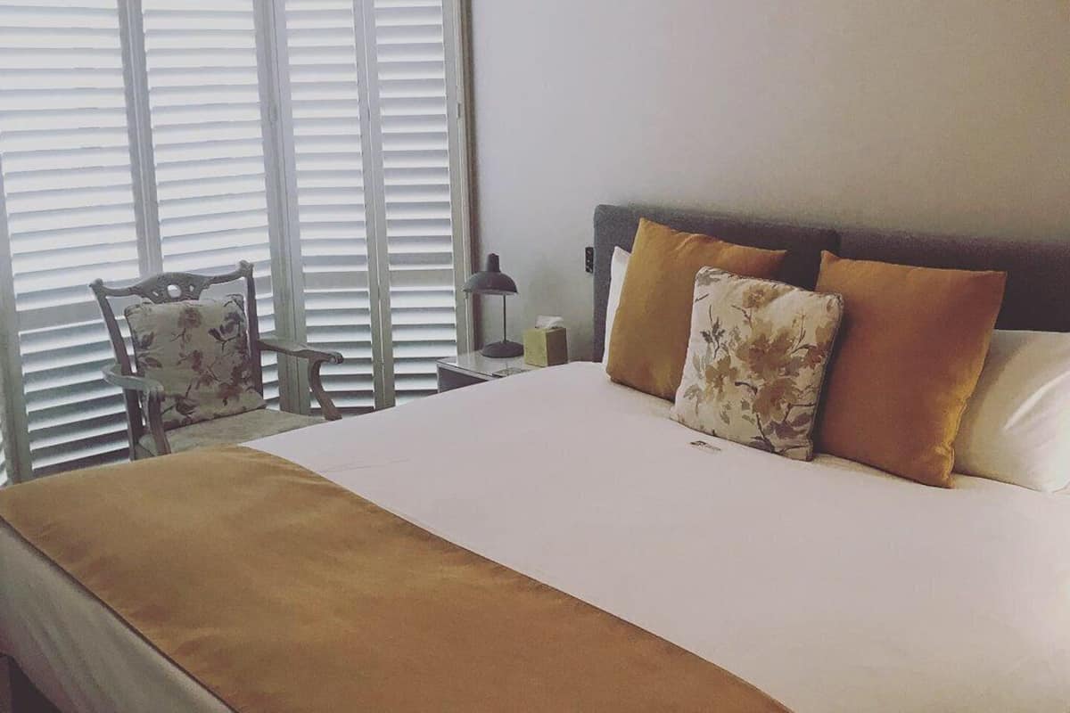 Superior Double Room, Partial Sea View (Ensuite)