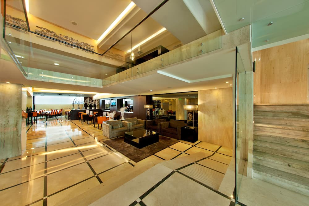 TURIM Alameda Hotel