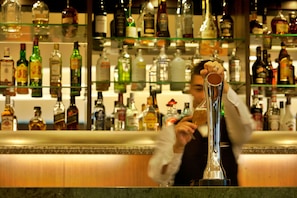 Bar (on property) - TURIM Alameda Hotel (Lisbon)