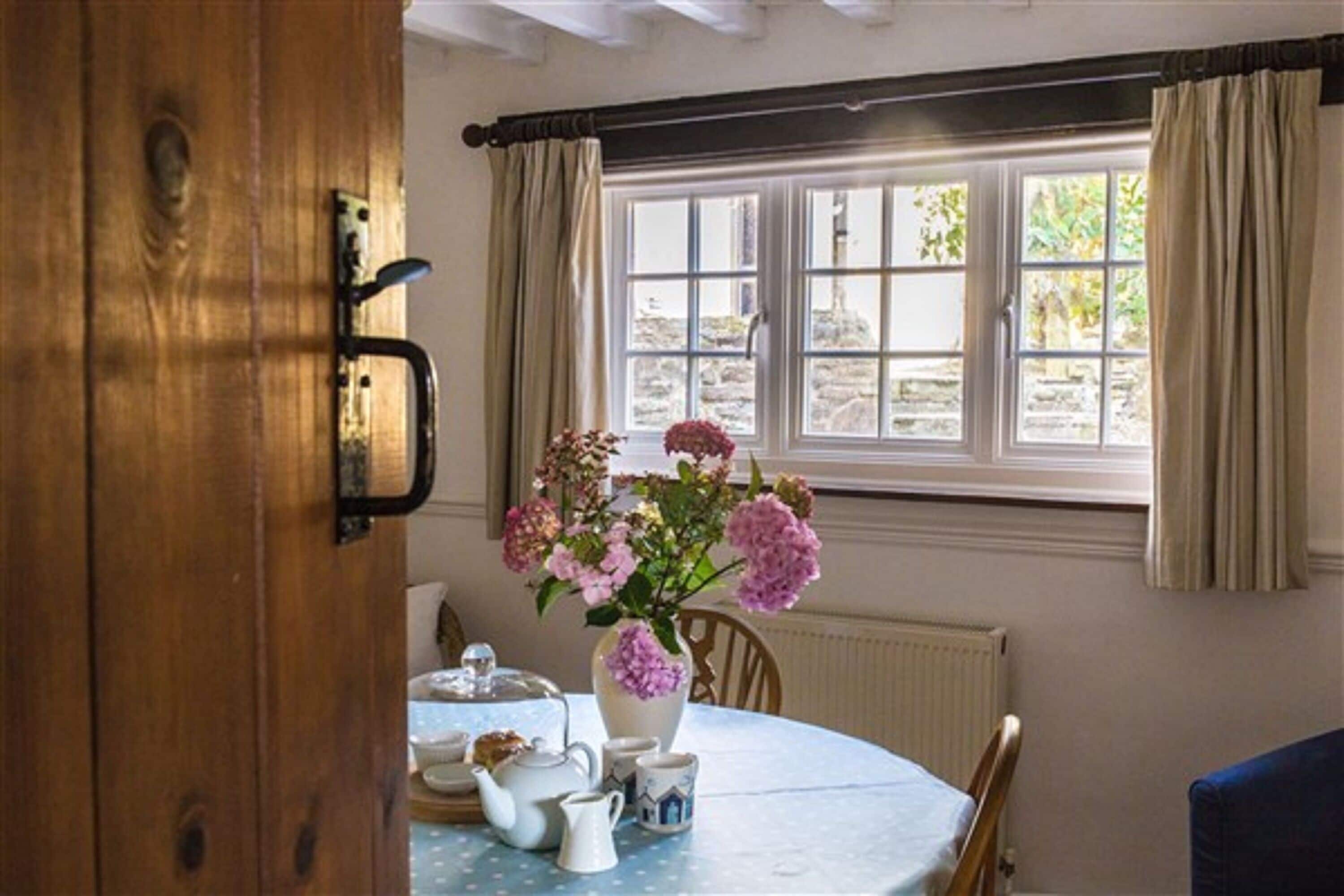 Cottage (The Granary) | In-room dining