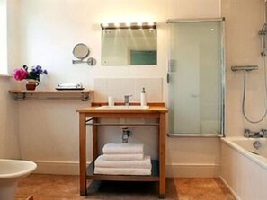 Double Room, Ensuite (Gothic Room) | Bathroom