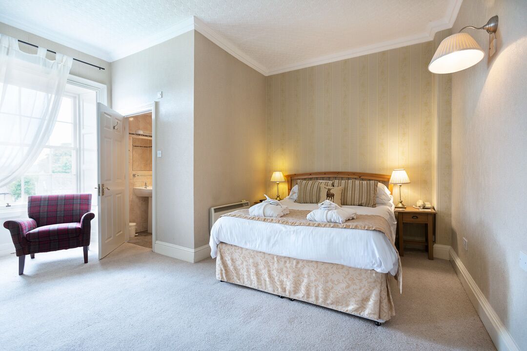 superior double room | desk, iron/ironing board, free cots/infant beds, bed sheets