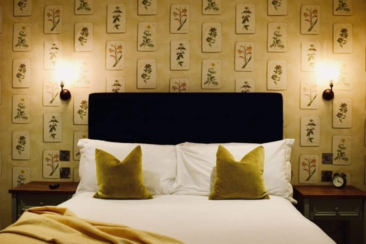 Standard Double Room, Ensuite (Rear Facing) | 1 bedroom
