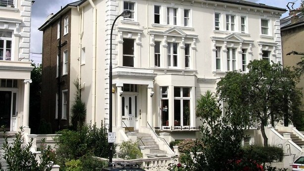 Exterior - Dillons Hotel - B&B (London)