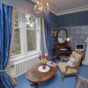 1 bedroom, premium bedding, in-room safe, desk