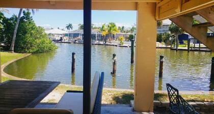 Hidden Harbor Suites