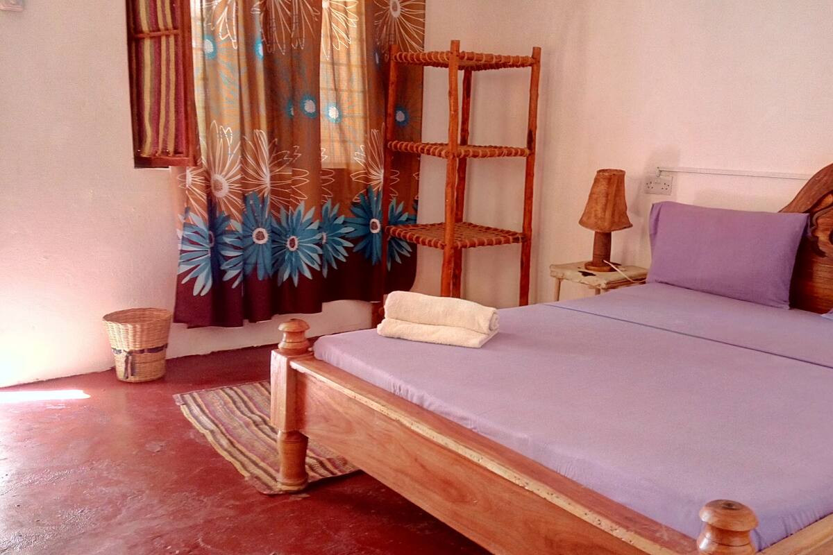 Habitación doble, frente al mar | Cortinas opacas y wifi gratis