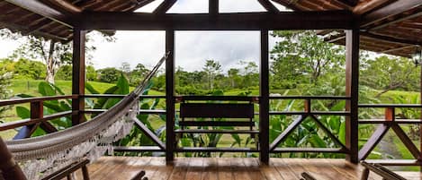 Literie de qualité, couette en duvet, minibar, coffre-fort