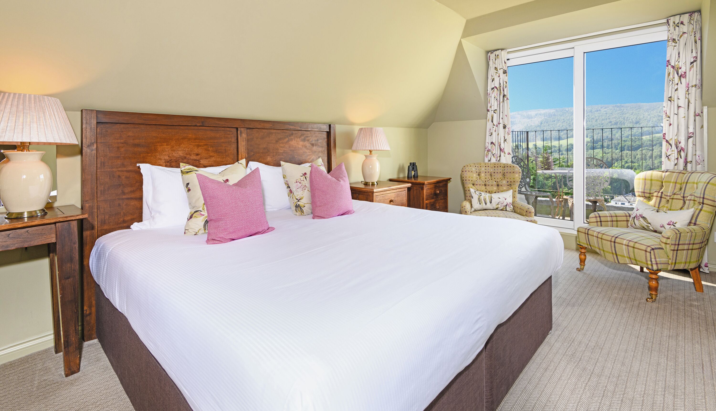 Chambre Classique, balcon | Vue sur les montagnes