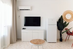 Standard Studio | Living area