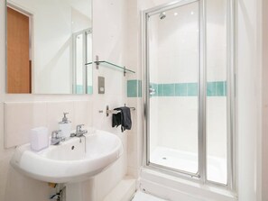 Towels, toilet paper - My-Places Serviced Apartments (Manchester)