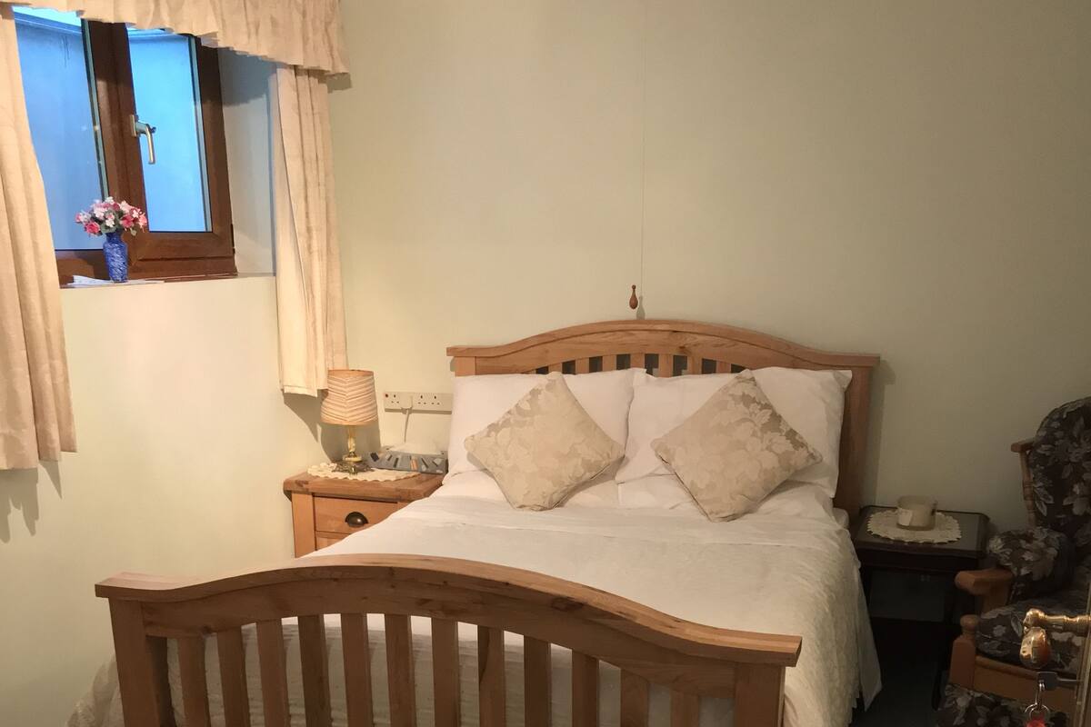 Egyptian cotton sheets, premium bedding, Select Comfort beds