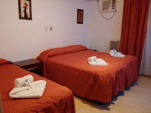 Cribs/infant beds - San Remo Viking Hotel (Pinamar)