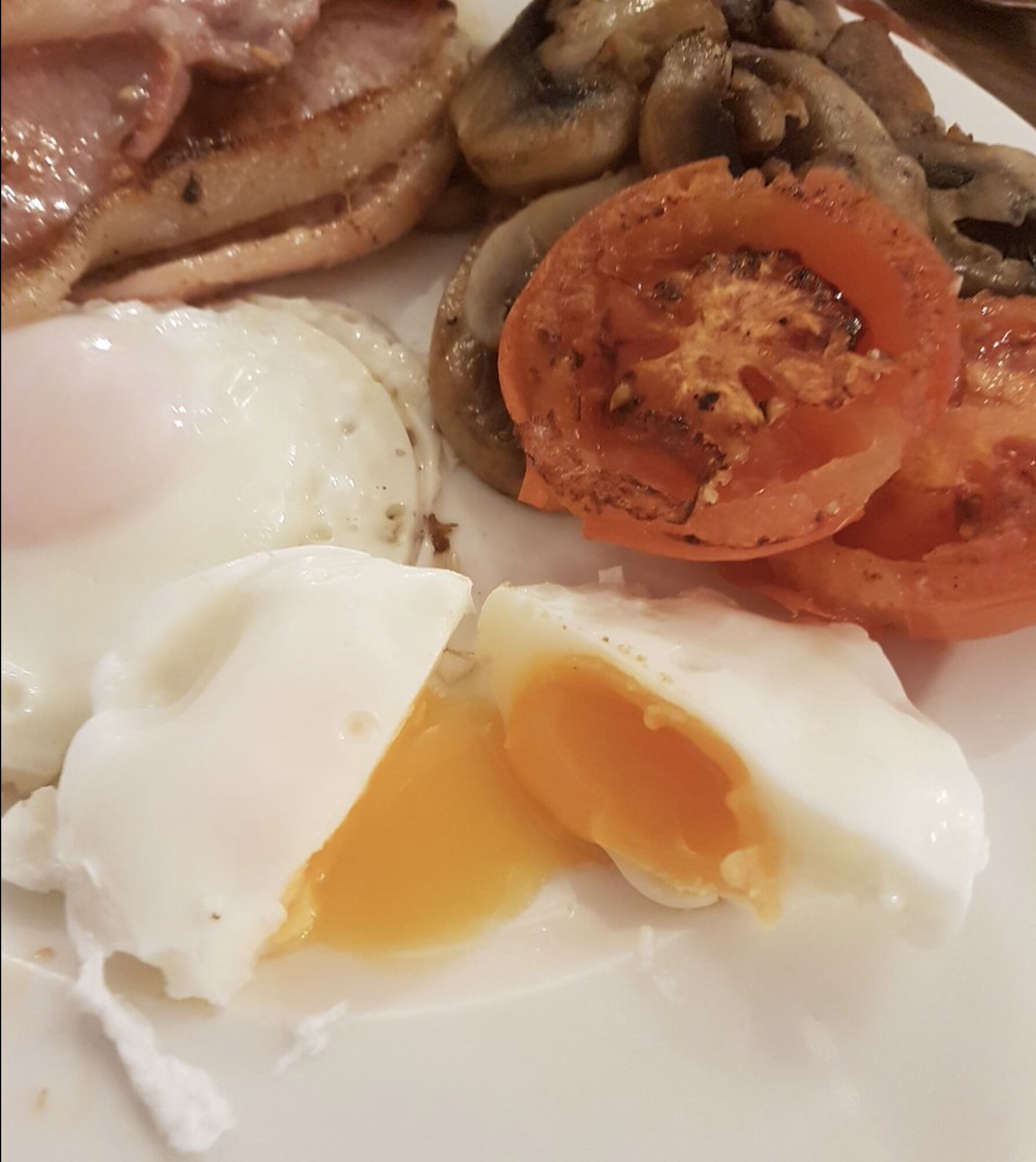 daily english breakfast (gbp 12.50 per person)