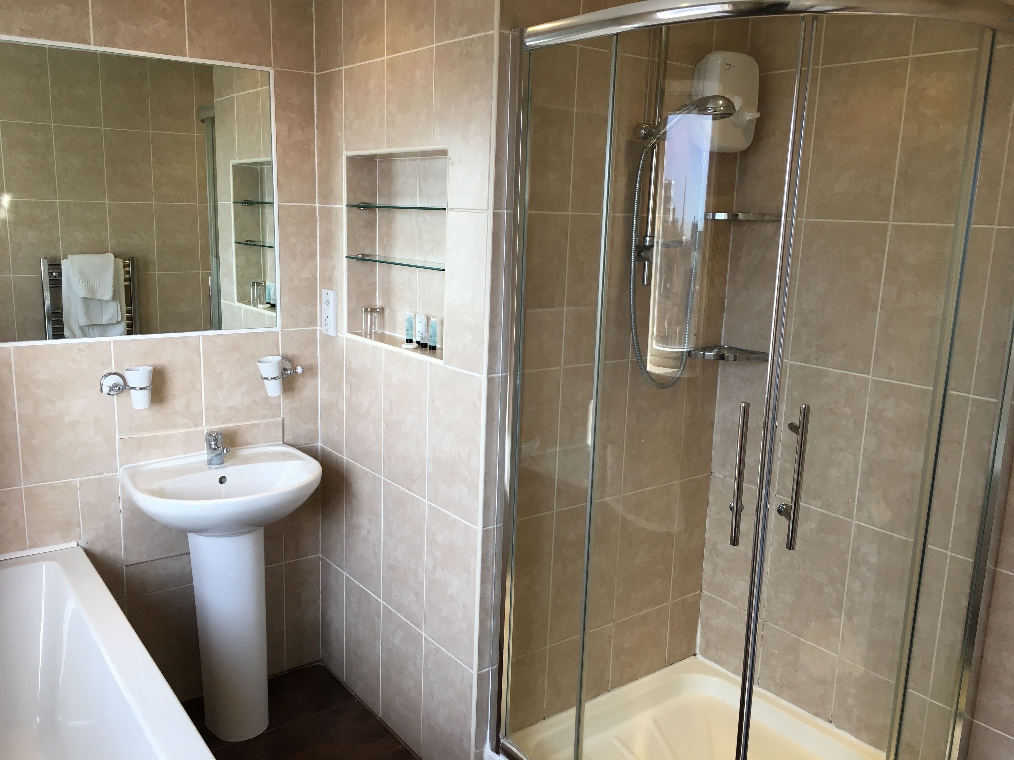 double room, sea view | bathroom | shower, free toiletries, hair dryer, towels