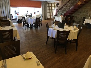 Restaurant - Queenswood Hotel (Weston-super-Mare)