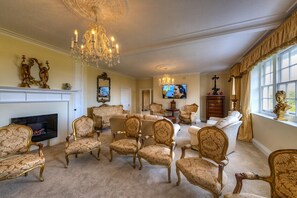 Luxury Penthouse, 3 Bedrooms (Hennessy ) | 1 bedroom, premium bedding, in-room safe, desk - Saltcote Place Rye (Rye)