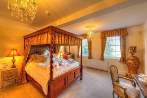 Tweepersoonskamer, en-suite badkamer (Amberley) | 1 slaapkamer, luxe beddengoed, een kluis op de kamer, een bureau