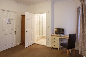 Standard Twin Room, Ensuite (Small)