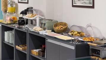 Desayuno a la carta incluido todos los días