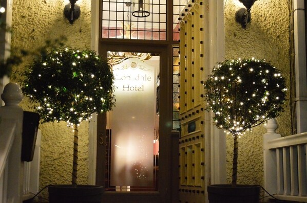 Property entrance - Lonsdale House (Windermere)