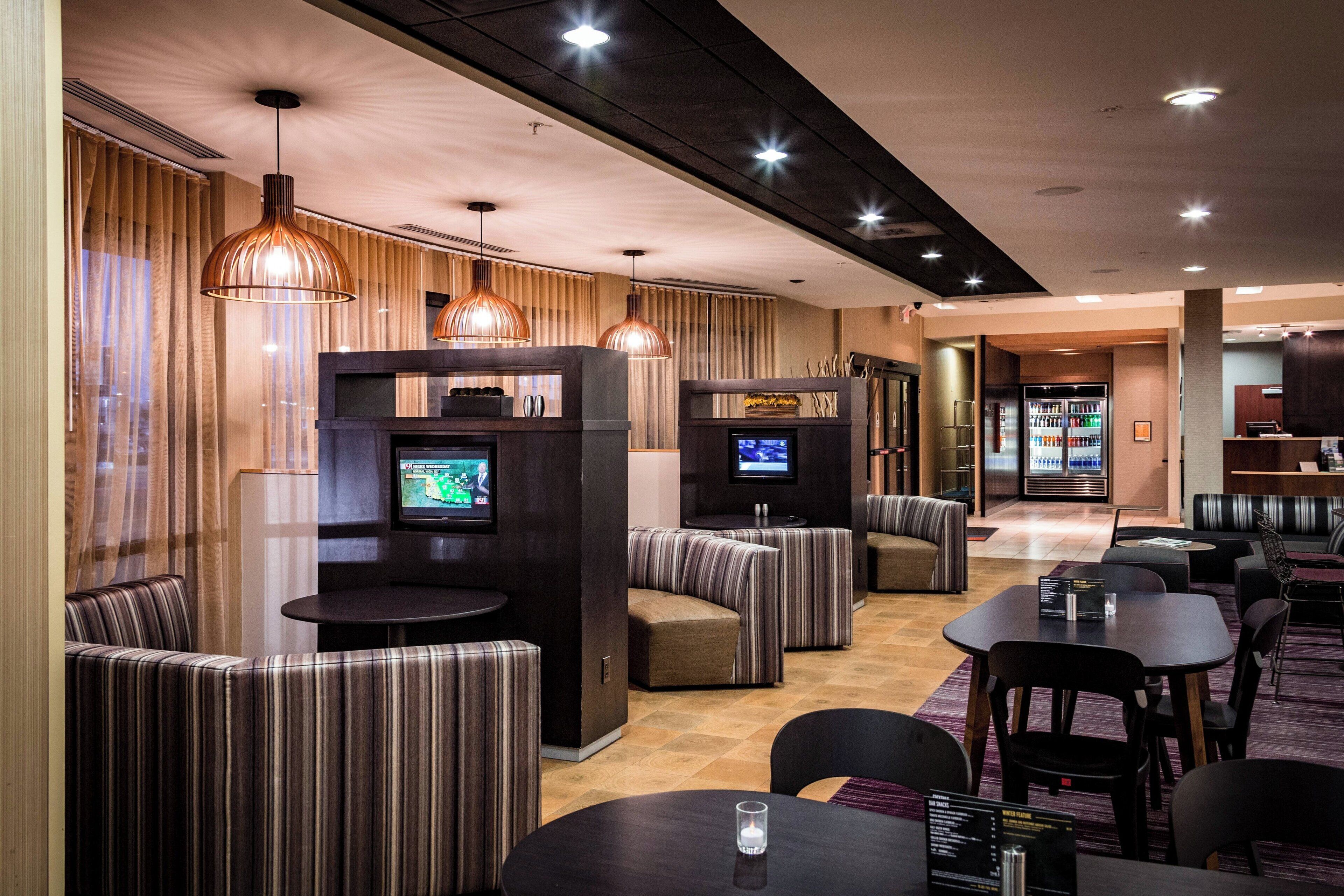 breakfast and dinner served, american cuisine