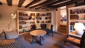 Library - The Shaven Crown (Chipping Norton)