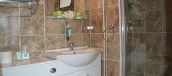 Diadem Hotel