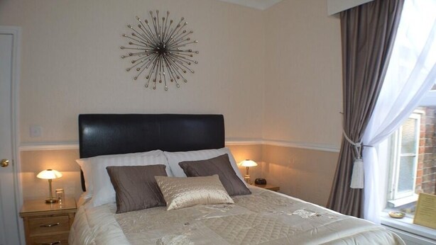 Unclassified image, 1 of 25, button - Diadem Hotel (Great Yarmouth)
