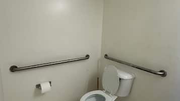 Free toiletries, towels