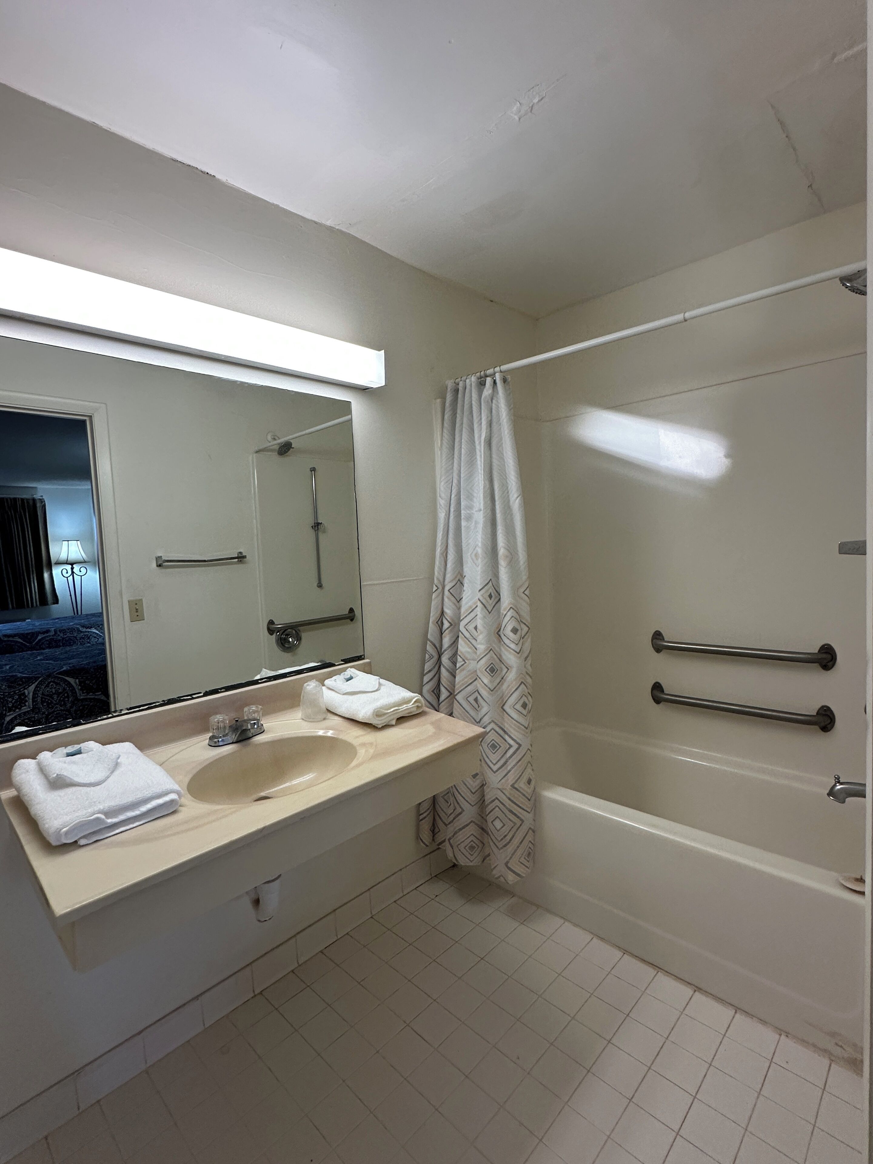 Free toiletries, towels