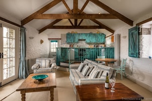 Casa de campo superluxo (The Meadow Barn) | Cozinha privada | Geladeira, cafeteira/chaleira, chaleira elétrica