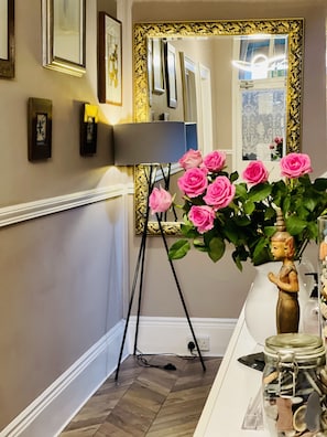 Lobby - The Westbank (Torquay)