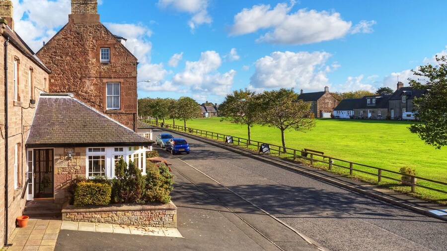 ザ ウィートシーフ アット スウィントン