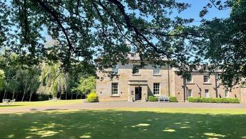 واجهة المنشأة