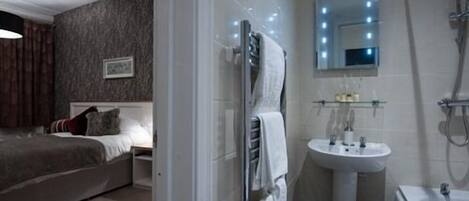 Twin Room, Ensuite