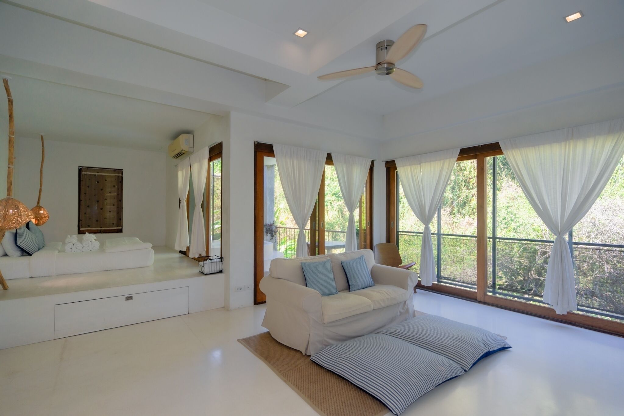 1 bedroom, premium bedding, minibar, in-room safe