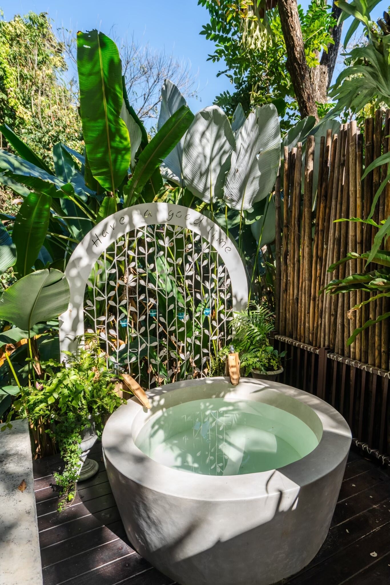 1 bedroom, premium bedding, minibar, in-room safe