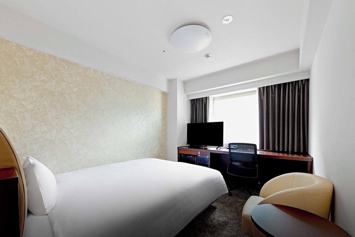 Down duvets, blackout curtains, free WiFi, bed sheets