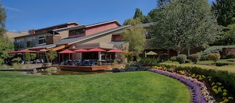 Cedarbrook Lodge