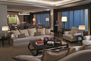 Ropa de cama de alta calidad, cubrecamas y colchones con pillow-top 