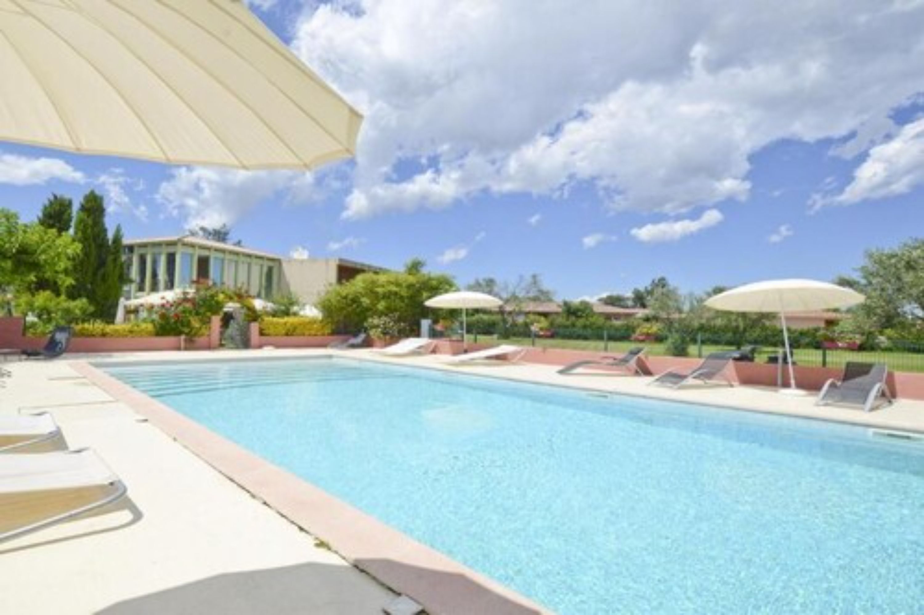 outdoor pool, pool loungers