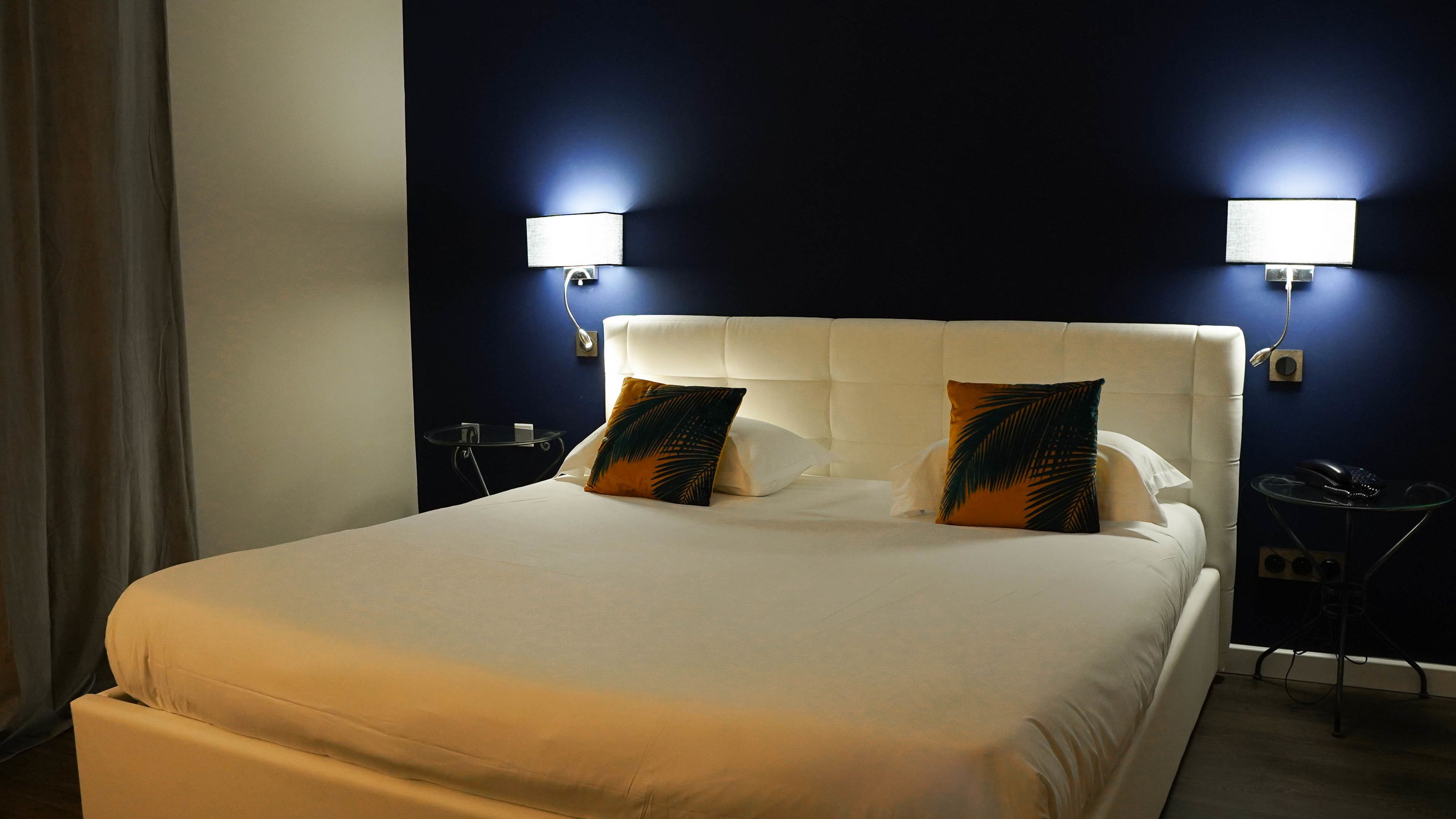 double room | desk, iron/ironing board, cots/infant beds, free wifi