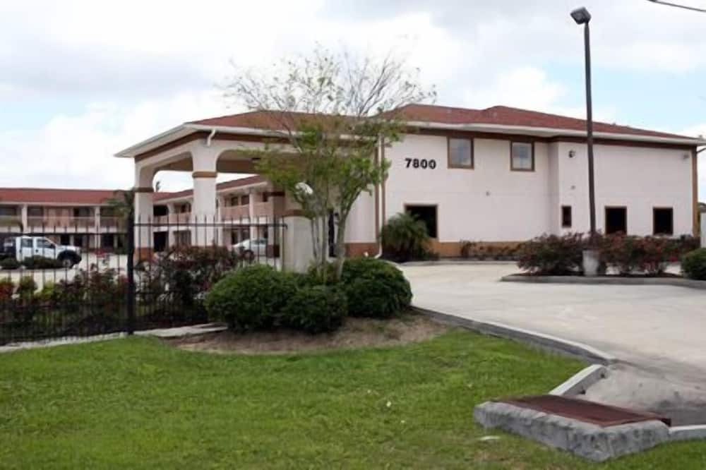 Express Inn and Suites